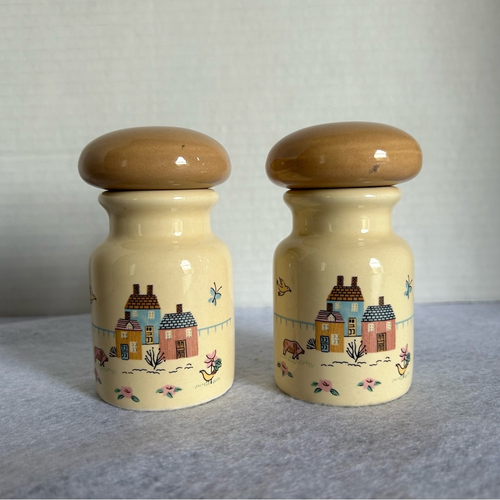 Vintage Pomerantz Stoneware Spice Jars